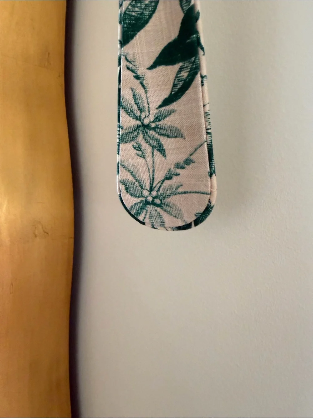 Green Floral Shoe Horn